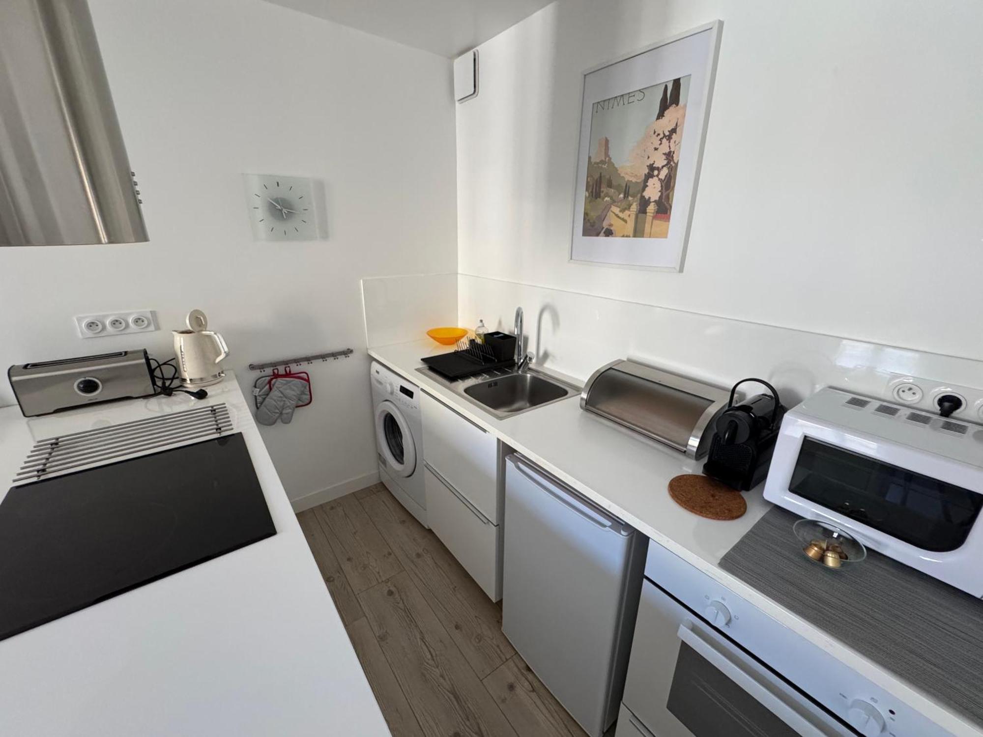 Bel Appartement Terrasse 4 Etoiles Intra Muros Aigues-Mortes Εξωτερικό φωτογραφία